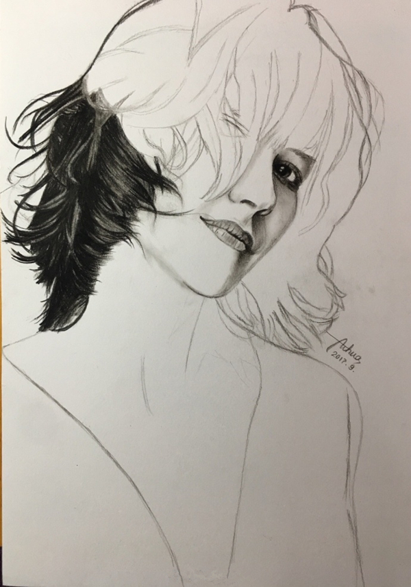 蘇菲·瑪索素描炭筆畫教程